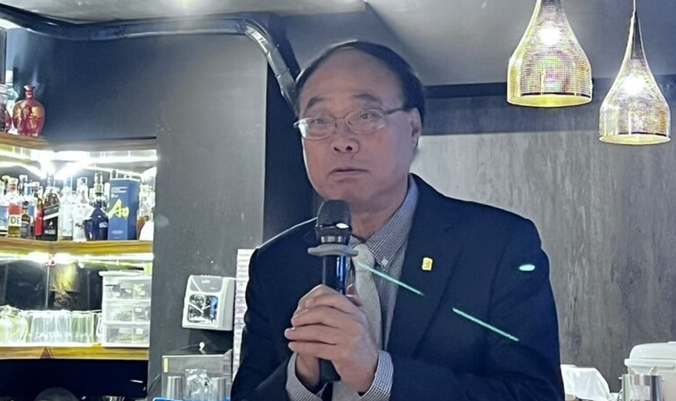台灣港務公司董事長周永暉20日表示，對於今年國際郵輪靠泊艘次、旅客人數抱持審慎樂觀態度，預估全年郵輪靠泊將達605艘次，而旅客突破119.7萬人次，可望再創歷史紀錄。（圖片提供：中央通訊社）